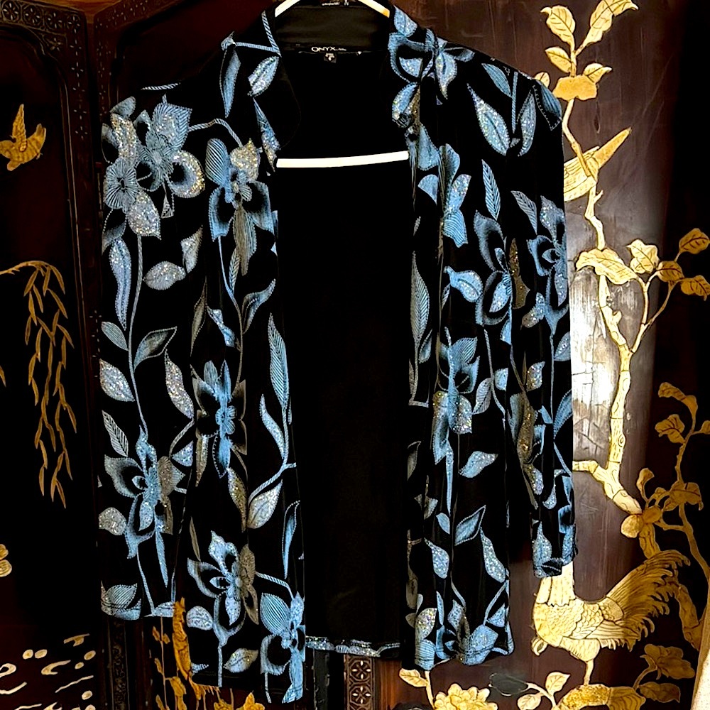 Onyx Nite Black and Silver Floral Blazer